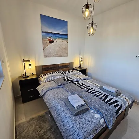 شقة Sami تروغير